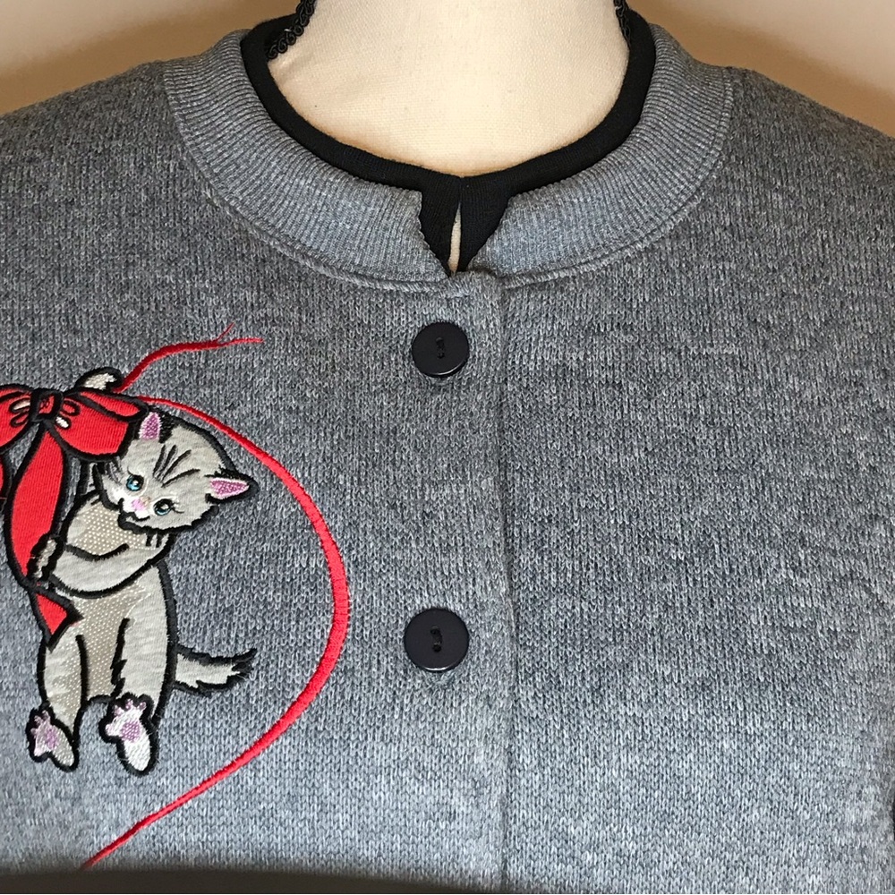 Vintage Holiday Embroidery Kitty Ugly Sweater Christmas Button Festive 90's Y2K - Picture 2 of 16